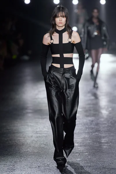 Look 9